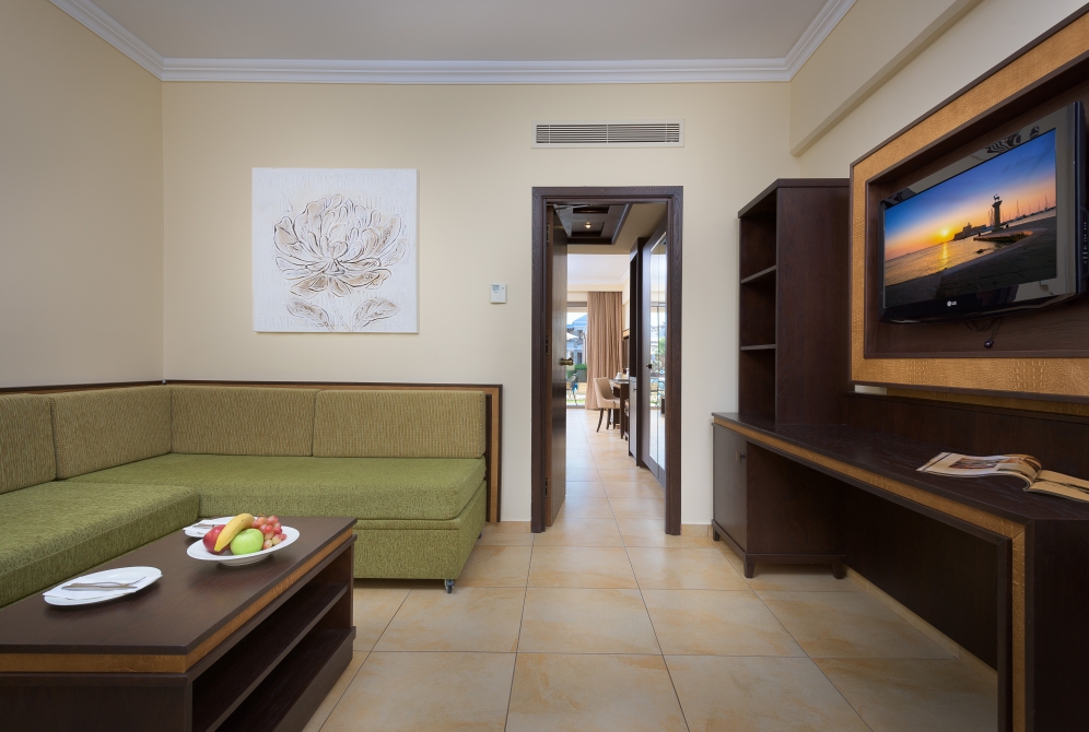 La Marquise Luxury Resort Complex slide 5
