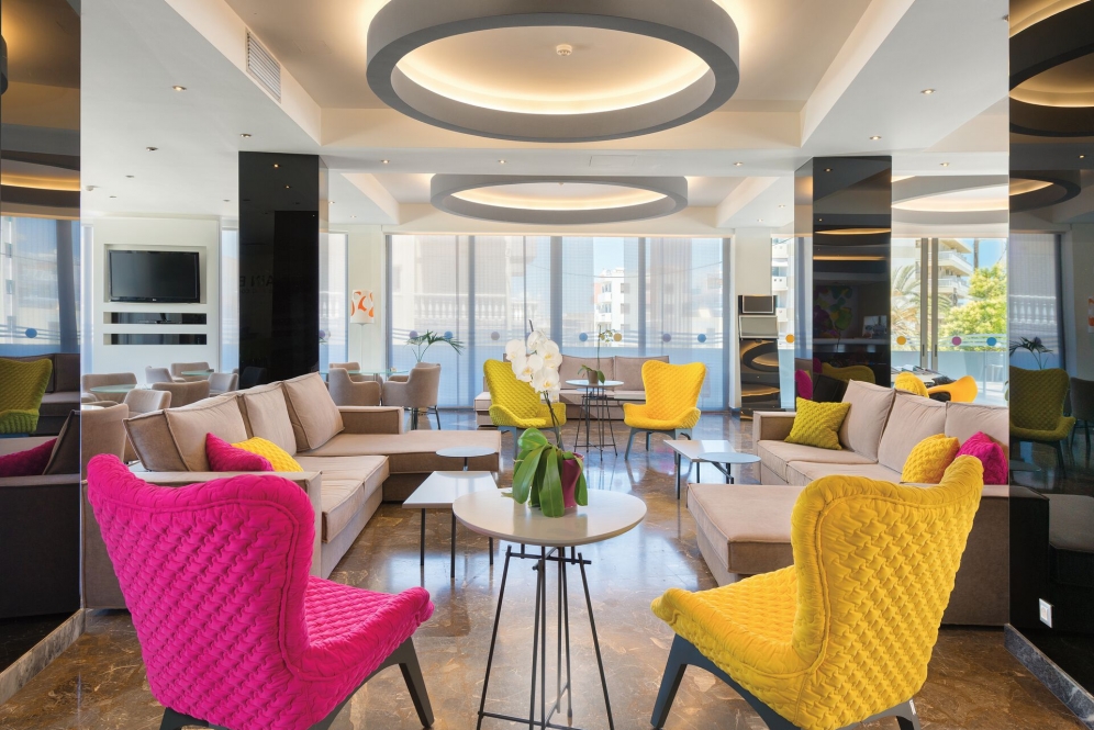Semiramis City Hotel slide 2