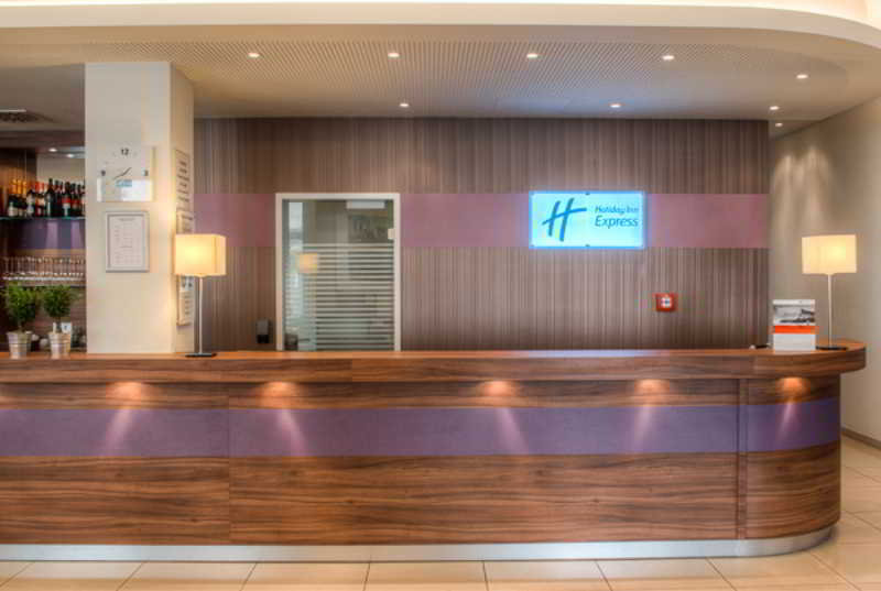 Hotel Holiday Inn Express Heidelberg City Centre. Heidelberg, Germany.  Prices and Booking. :: Aventour - Suomi