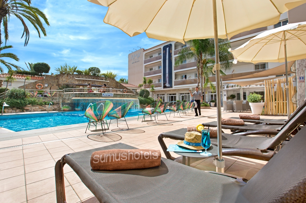 Sumus Monteplaya & Spa - Adults Only slide 3