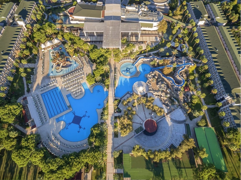 Dobedan World Palace Ex Alva Donna slide 4