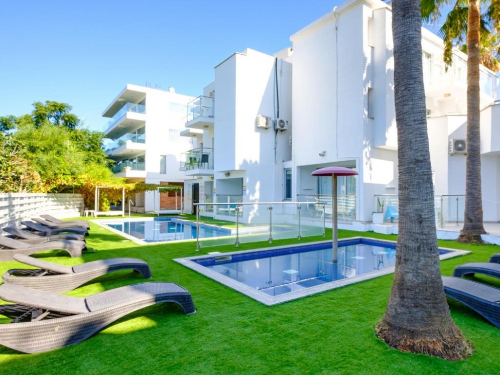 Rio Gardens Aparthotel slide 5
