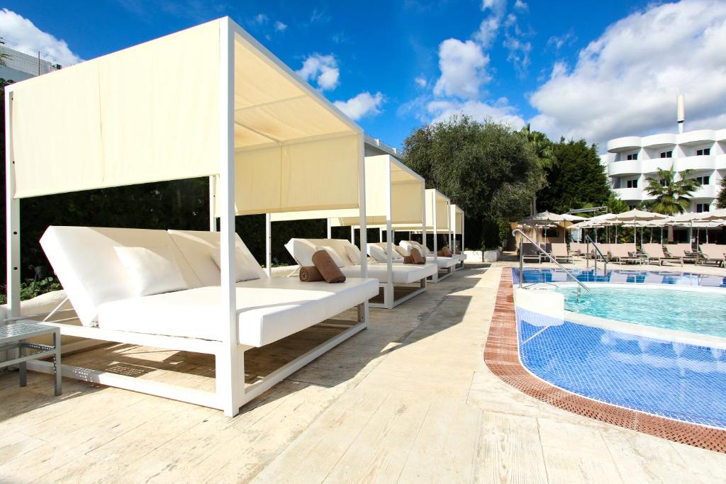 Sentido Fido Tucan - Adults Only slide 4